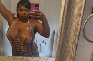 WANNA NUT  90 qv PETITE FREAK 💦😍 wettest lips tightest grip 💦🥳 avail now 👏🏽 - Image 9