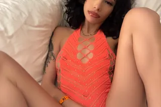 SNOW PETITE IM BACK🩷 - 24 - Image 4