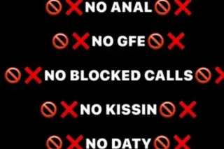 New Here✈✈❄Big Booty Italian Bombshell💕use time wisely not here long📲 - Image 9