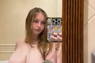 I'm 100% REAL 💋Sweet Lovely Queen💕💦Come Enjoy me special 🔥Hot juicy Tight P👅ssy💋INCALL/OUTCALL🌹Available…24/7✅💌 WhatsApp 40 45 67 69 64 - Image 1